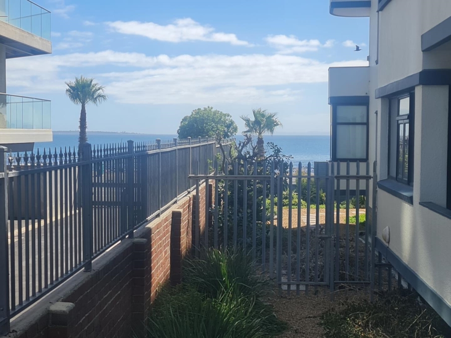 To Let 2 Bedroom Property for Rent in Mouille Point Western Cape